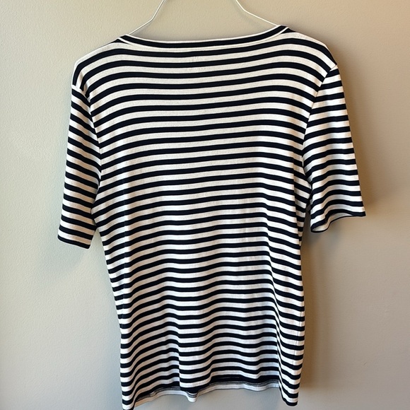 J. Crew perfect for tee Striped Black and White Women's Top - Picture 3 of 4